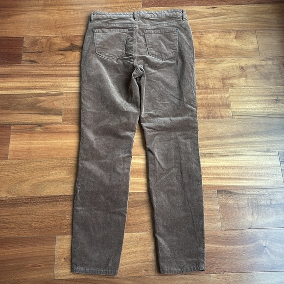 Well Worn stretchy cords - Picture 9 of 11